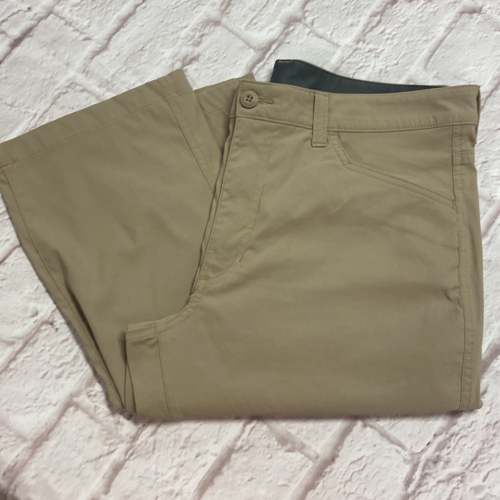 Men’s Cargo / Hiking Pants by Eddie Bauer